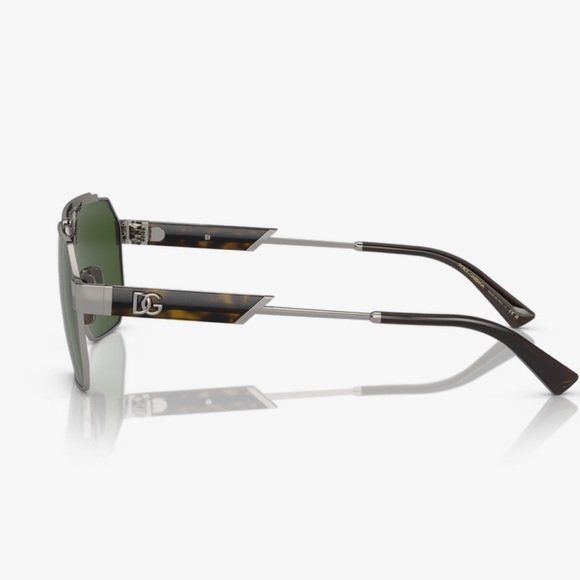 Excluded Dolce & Gabbana Sunglasses, New 285 - Picture 5 of 5